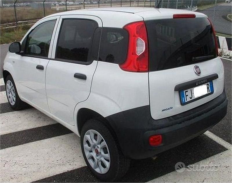 Usata Fiat Panda Pop 70 CV (51 kW) 2017 Bianco Utilitaria