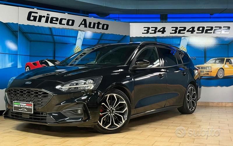 Usata Ford Focus ST-Line 120 CV (88 kW) 2019 Marrone Station wagon