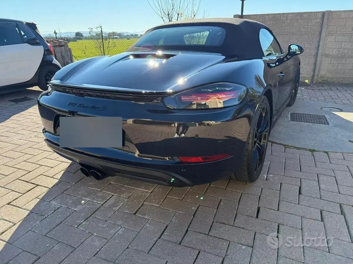 Usata Porsche 718 Boxster 350 CV (257 kW) 2017 Nero Cabrio