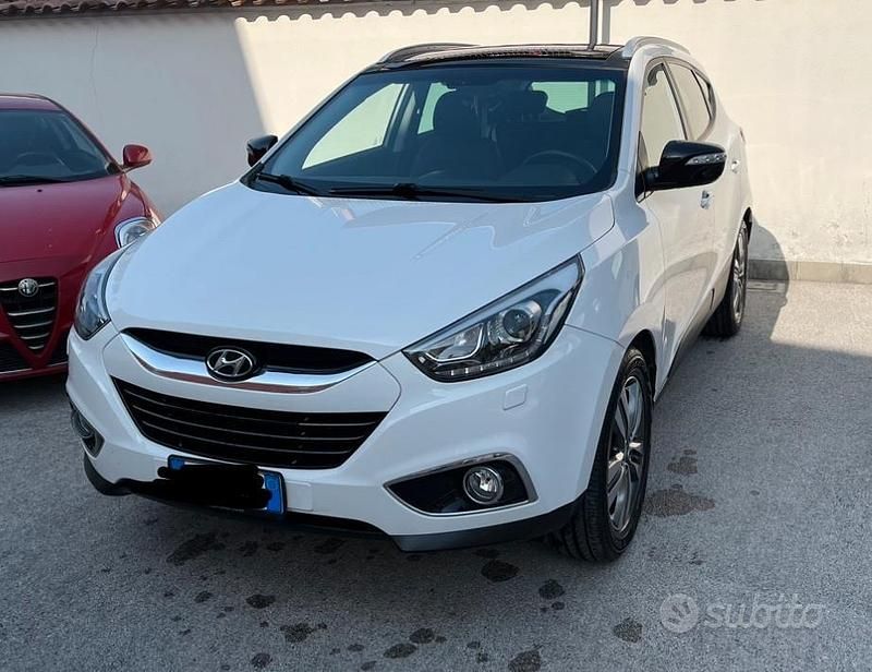 Usata Hyundai ix35 Xpossible 115 CV (84 kW) 2015 Bianco SUV