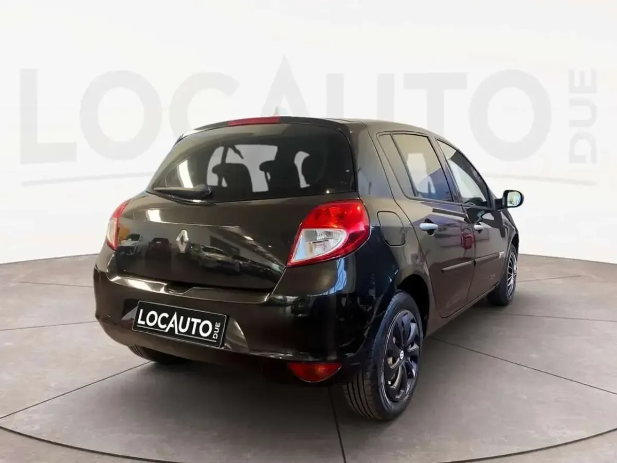 Usata Renault Clio II 75 CV (55 kW) 2011 Nero Berlina