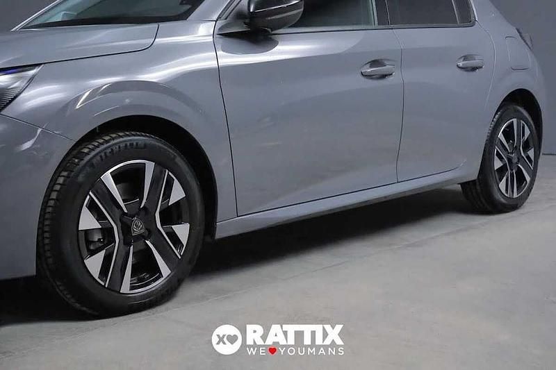 Usata Peugeot 208 Allure 101 CV (74 kW) 2025 Grigio Utilitaria