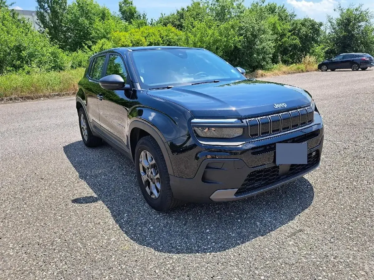 Usata Jeep Avenger 101 CV (74 kW) 2024 Nero SUV