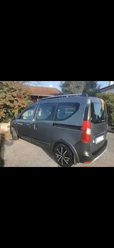Usata Dacia Dokker Stepway 90 CV (66 kW) 2018 Monovolume