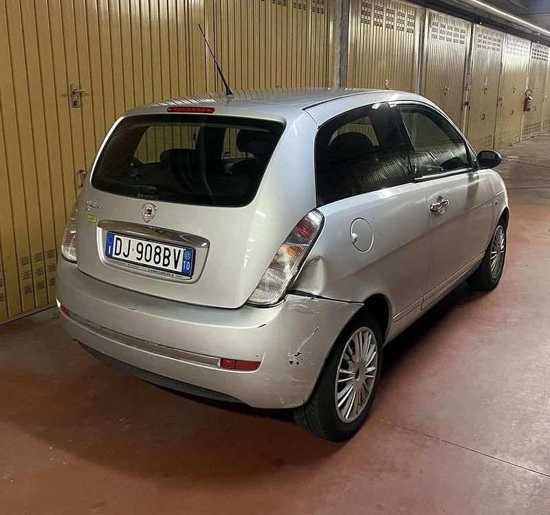 Usata Lancia Ypsilon 60 CV (44 kW) 2007 Utilitaria