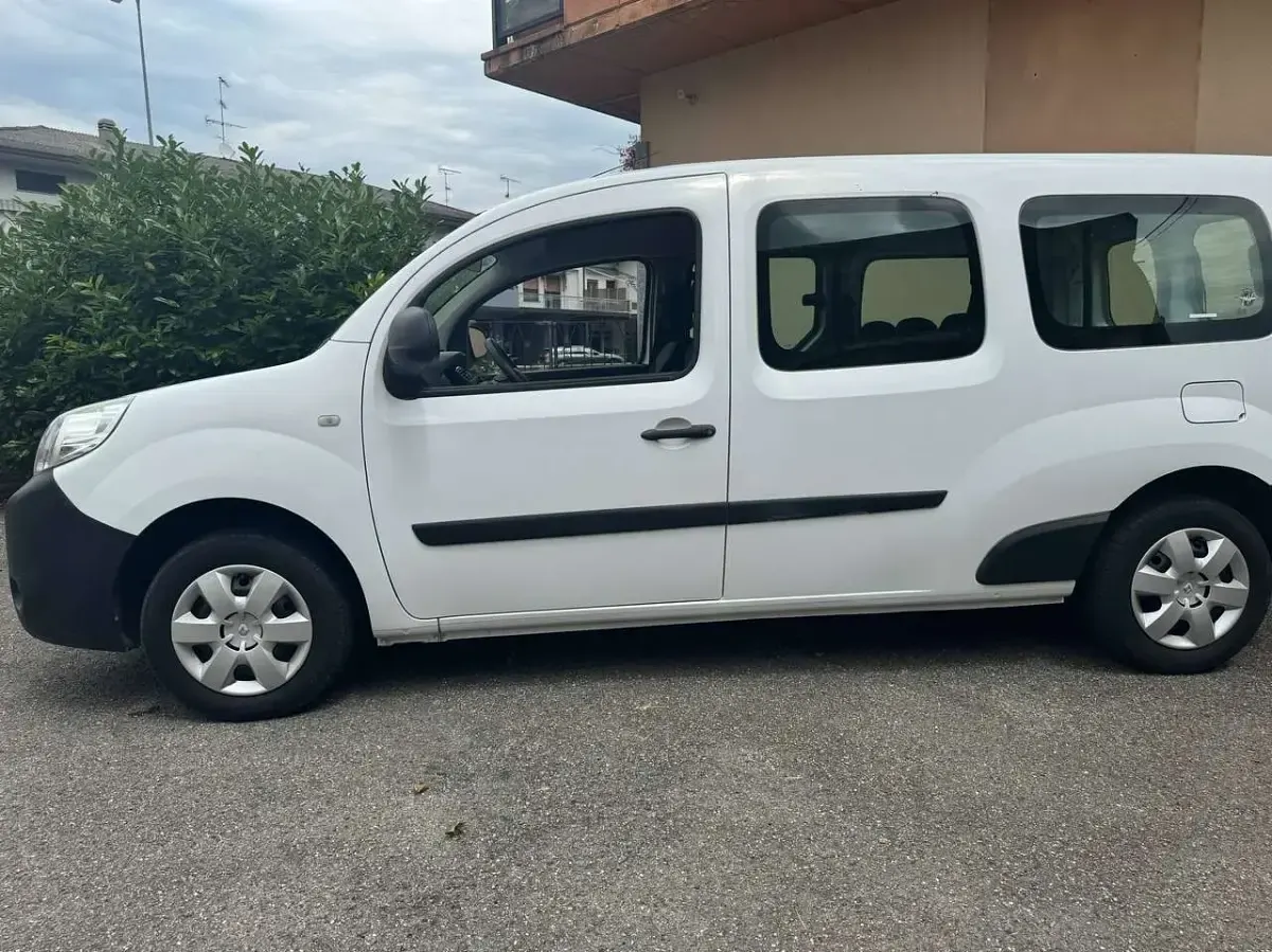 Usata Renault Kangoo LIMITED 90 CV (66 kW) 2019 Bianco Monovolume