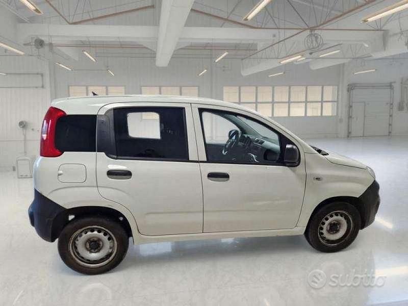 Usata Fiat Panda Pop 69 CV (50 kW) 2019 Bianco Utilitaria