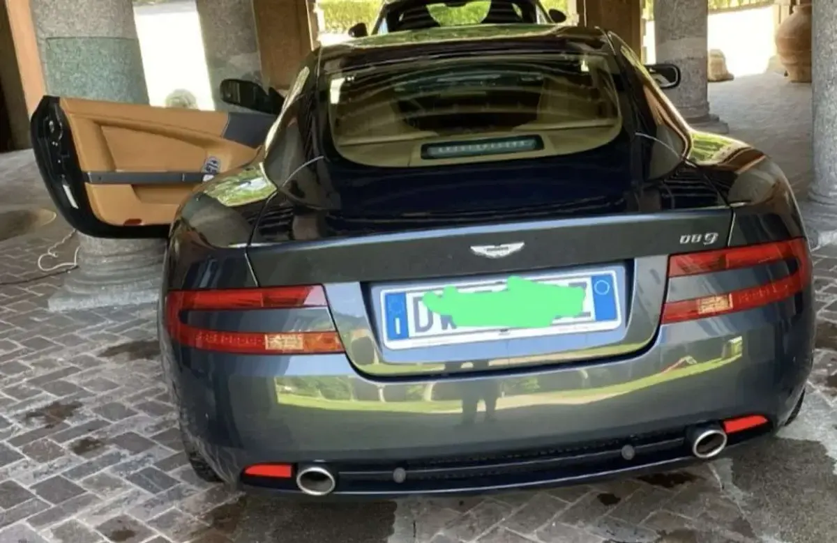 Usata Aston Martin DB9 450 CV (330 kW) 2008 Coupé