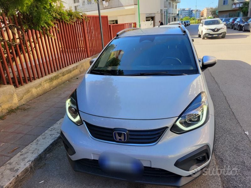 Usata Honda Jazz Executive 98 CV (72 kW) 2022 Bianco Utilitaria
