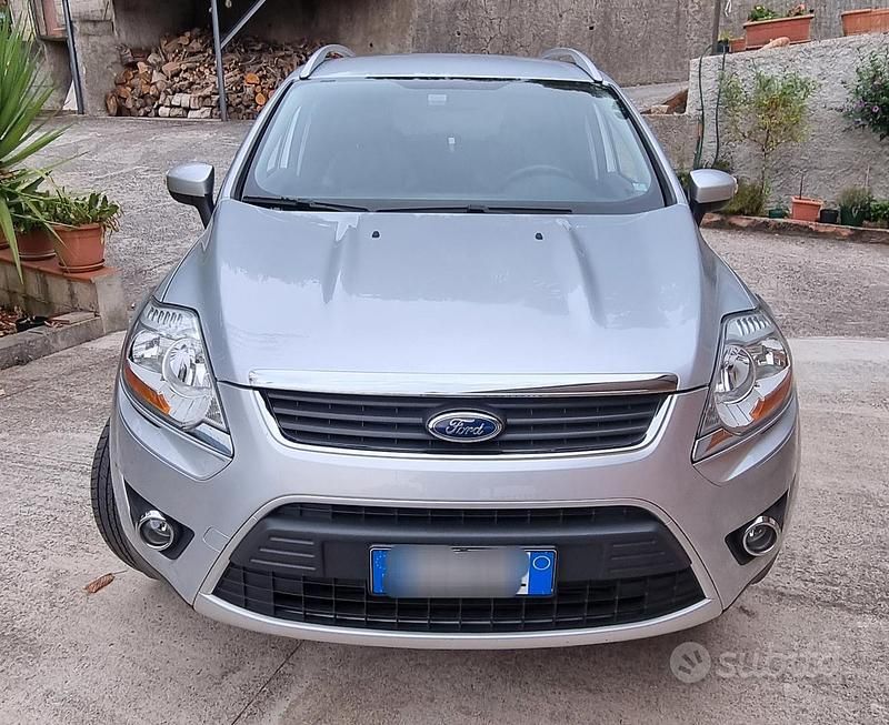 Usata Ford Kuga Titanium 140 CV (102 kW) 2012 Grigio SUV