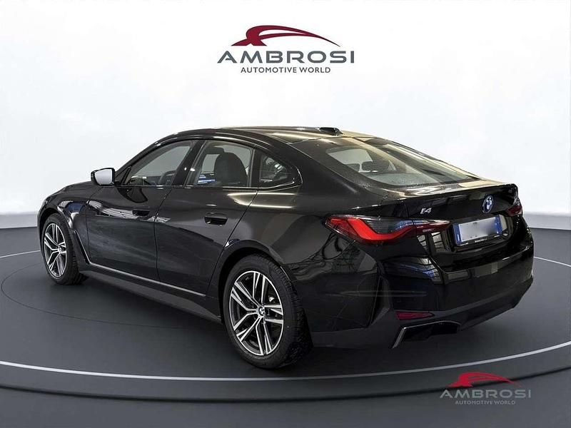 Nuova BMW i4 210 kW (286 CV) 2025 Black pastello Berlina