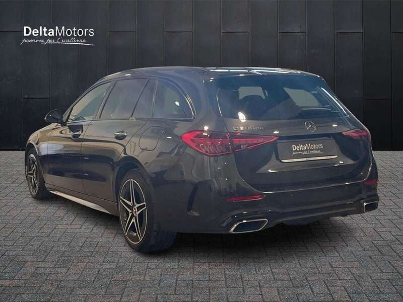 Usata Mercedes C300e AMG Line Premium Plus 197 CV (144 kW) 2024 Grigio scuro metallizzato Station wagon