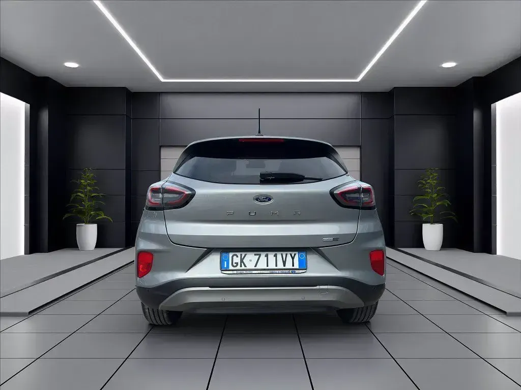 Usata Ford Puma Titanium 125 CV (91 kW) 2023 Solar yellow (metallizzato) SUV