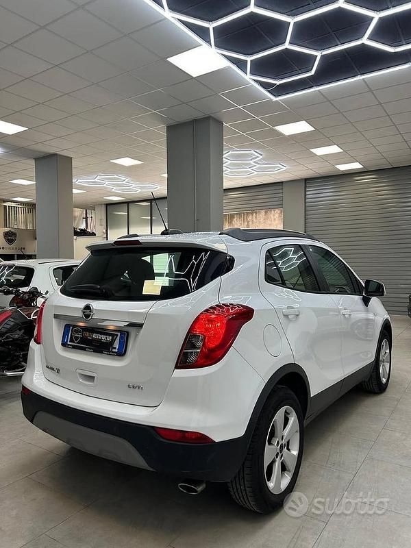 Usata Opel Mokka X Ultimate 136 CV (100 kW) 2017 Bianco SUV