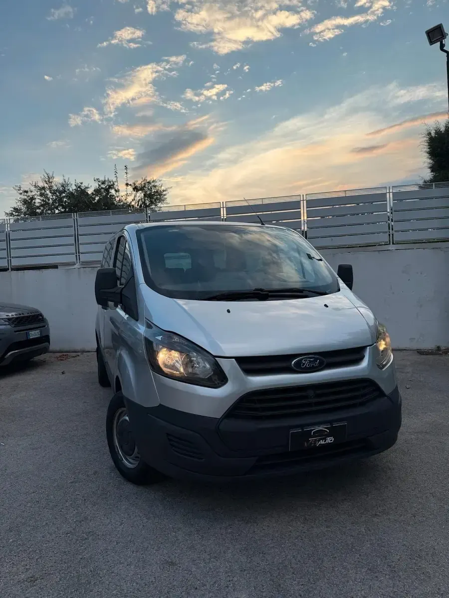 Usata Ford Transit Custom Trend 125 CV (91 kW) 2013 Grigio Berlina