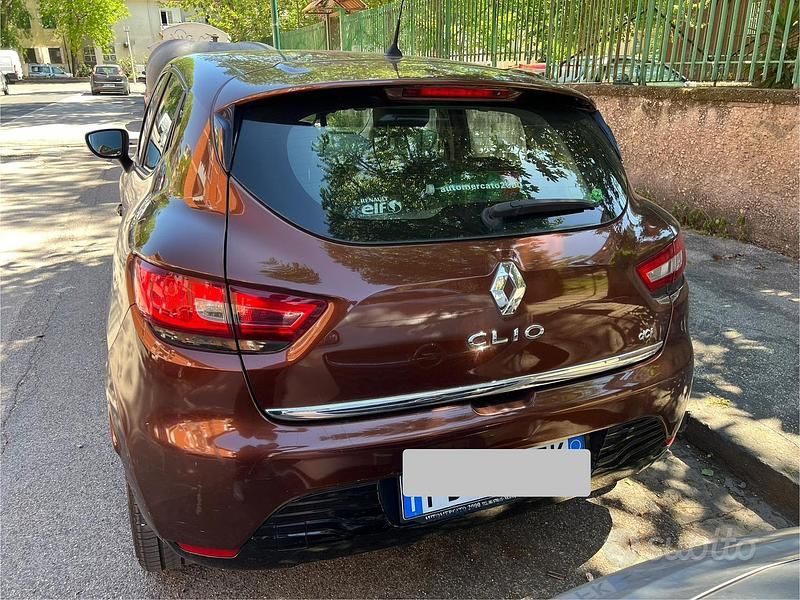 Second-hand Renault Clio IV 75 CP (55 kW) 2016 Berlinǎ