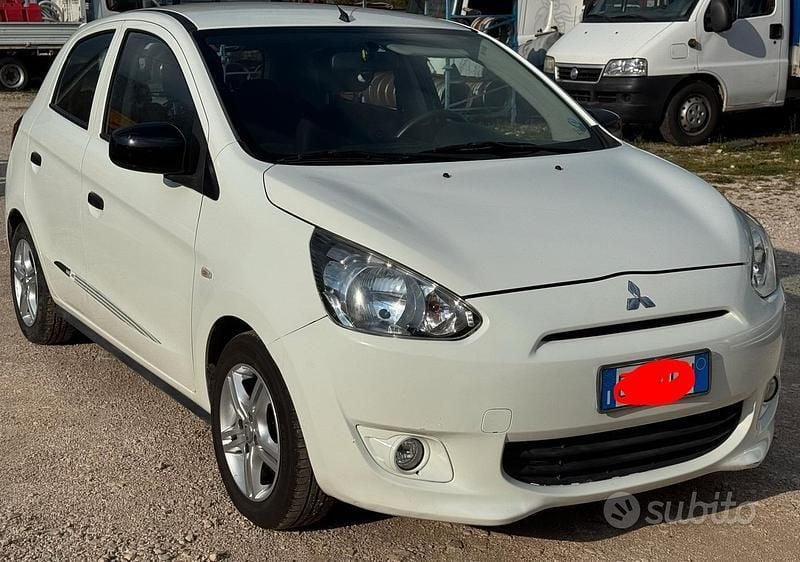 Usata Mitsubishi Space Star 69 CV (50 kW) 2014 Bianco Monovolume