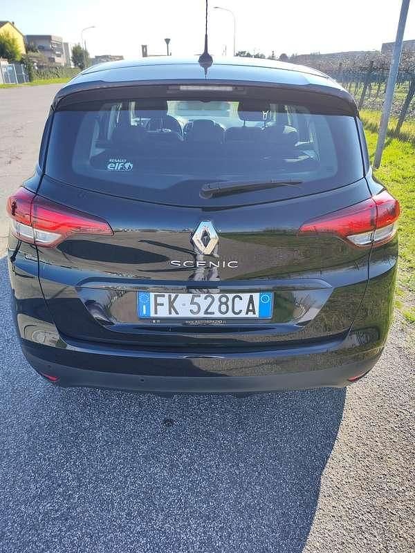 Usata Renault Scénic IV Bose Edition 110 CV (80 kW) 2017 Nero Monovolume