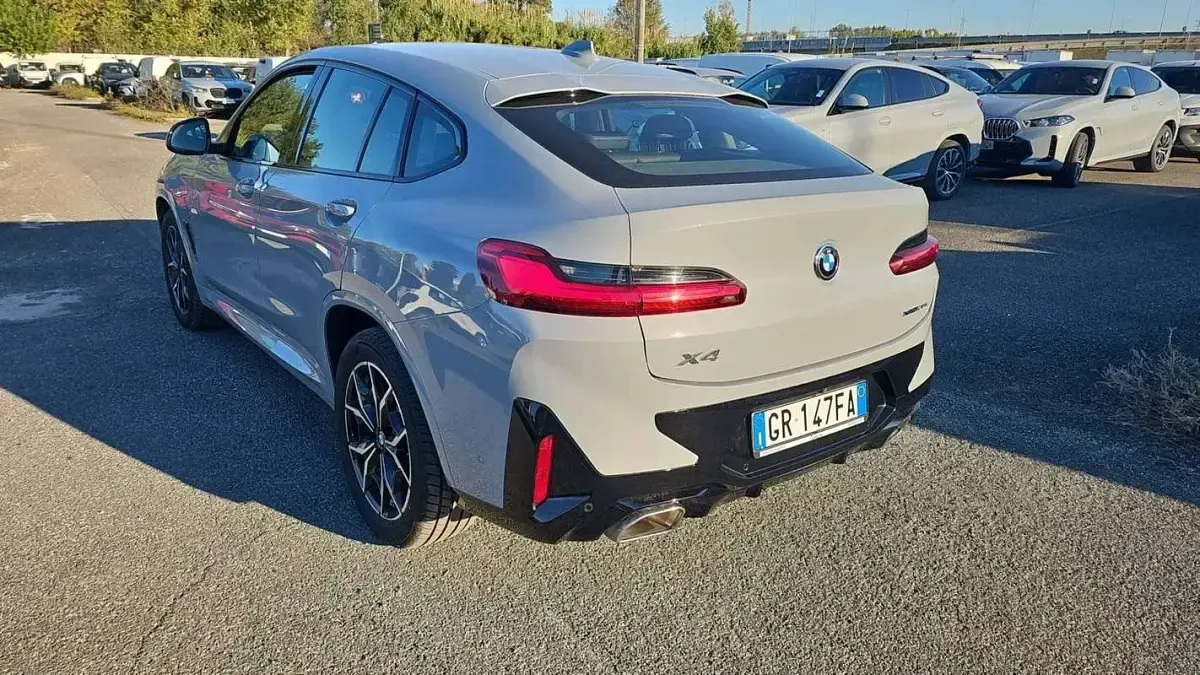 Usata BMW X4 M Sport 184 CV (135 kW) 2023 Bianco SUV