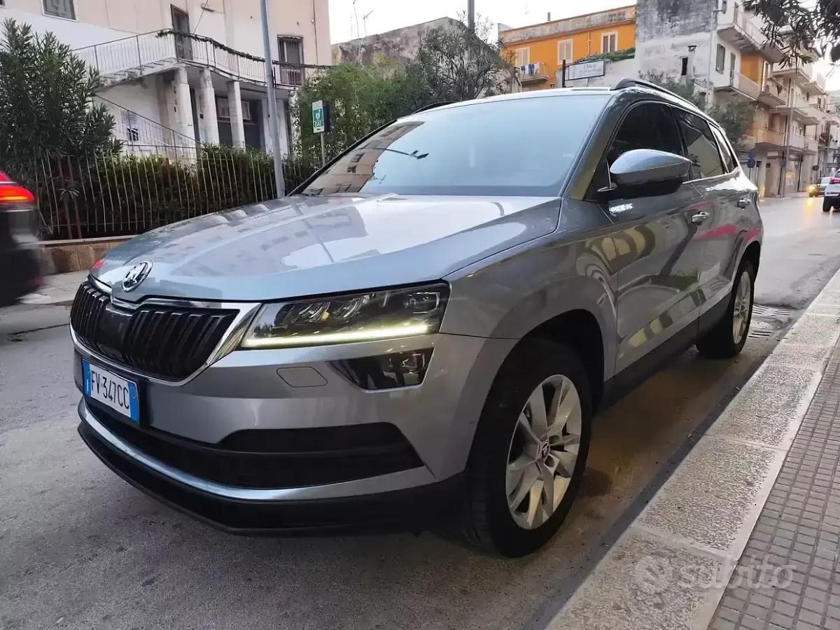Usata Skoda Karoq 116 CV (85 kW) 2019 Grigio SUV