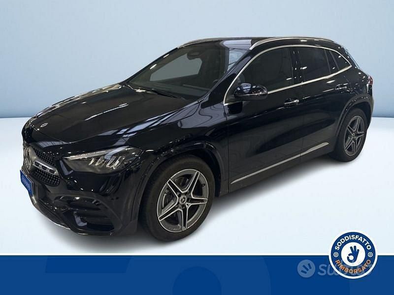 Usata Mercedes GLA180 AMG line 115 CV (84 kW) 2025 Nero SUV