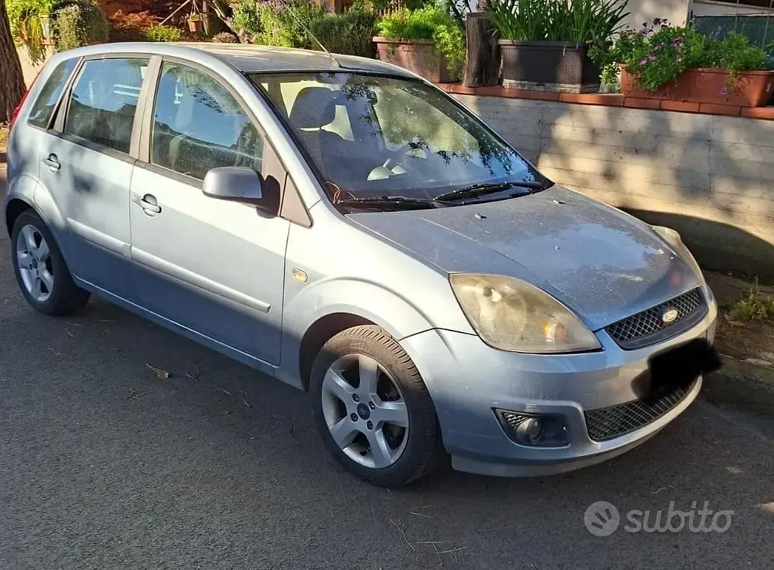Usata Ford Fiesta 68 CV (50 kW) 2007 Utilitaria