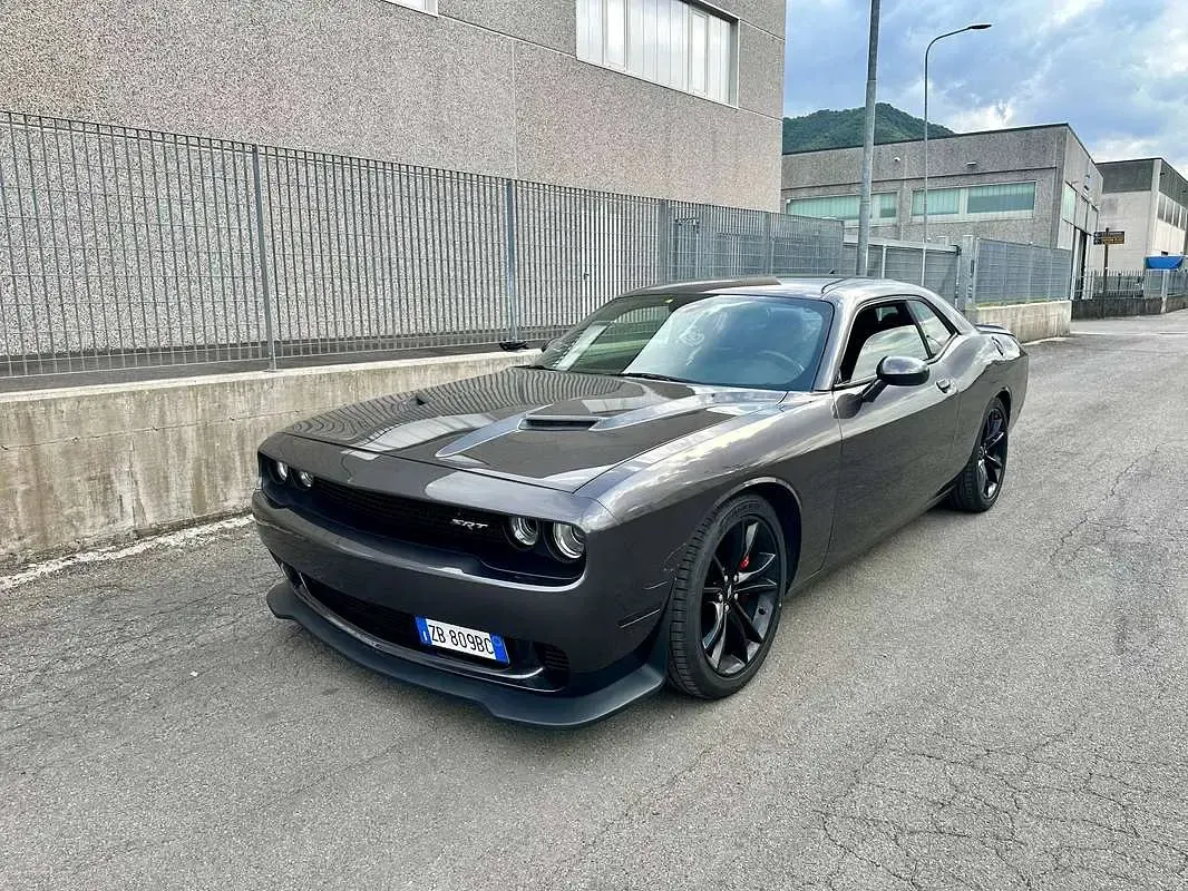 Usata Dodge Challenger SXT 305 CV (224 kW) 2018 Grigio Coupé