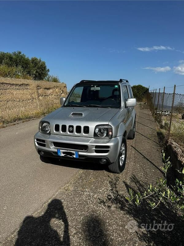 Usata 2015 Suzuki Jimny SUV | 10.000 € (Super prezzo) - Immagine 1/4