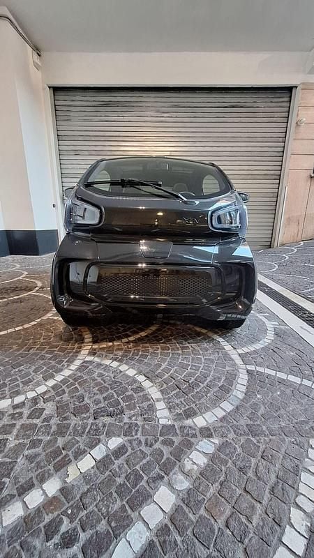 Grigio Usata 2023 XEV Yoyo Due volumi | 9900 € (Buon prezzo) - Immagine 1/4