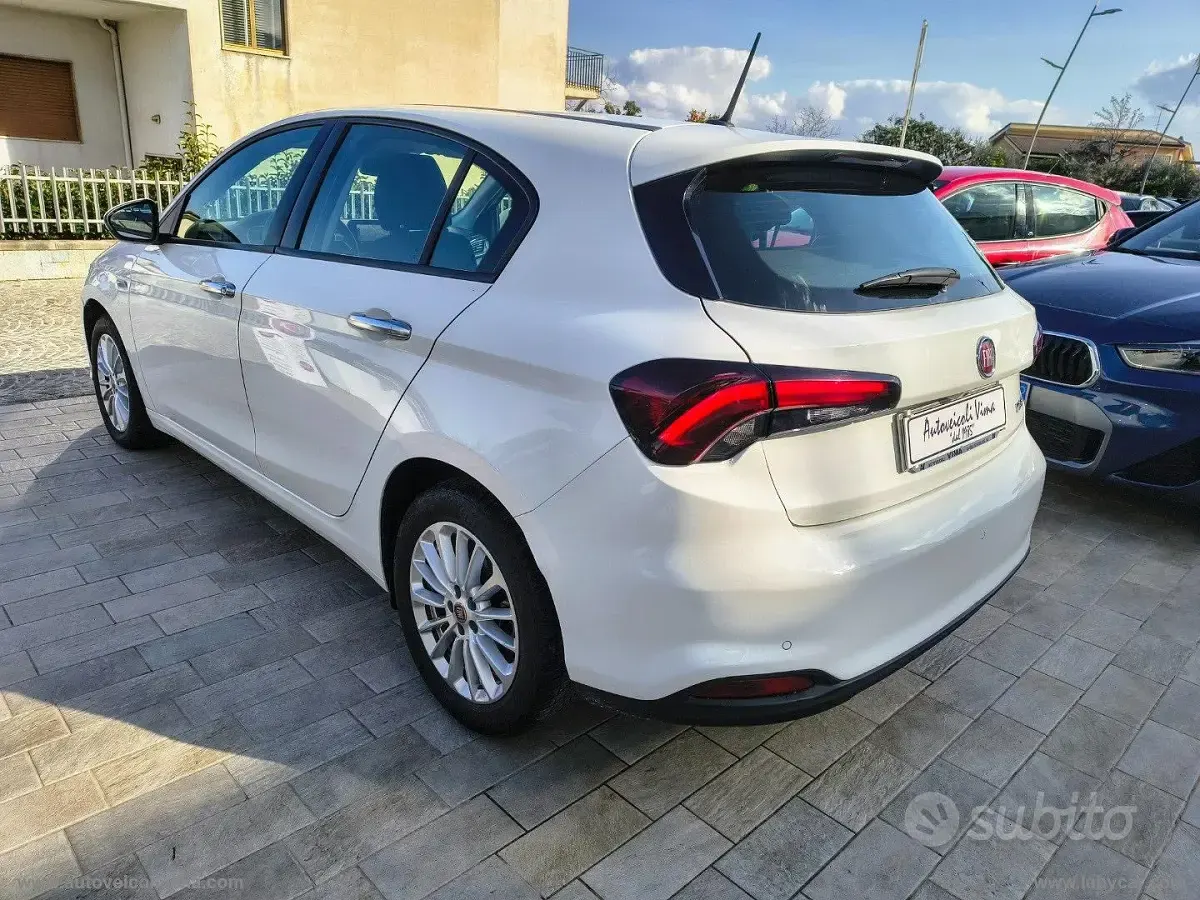 Usata Fiat Tipo Business 131 CV (96 kW) 2021 Bianco Berlina