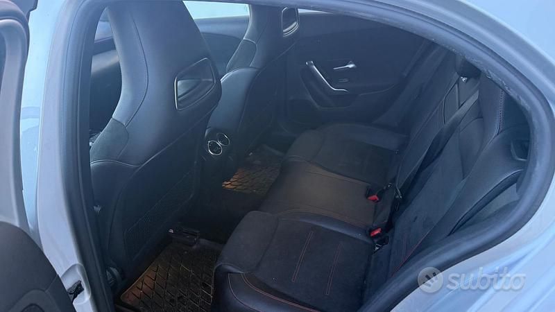 Usata Mercedes 220 Premium Plus 194 CV (142 kW) 2020 Grigio Berlina