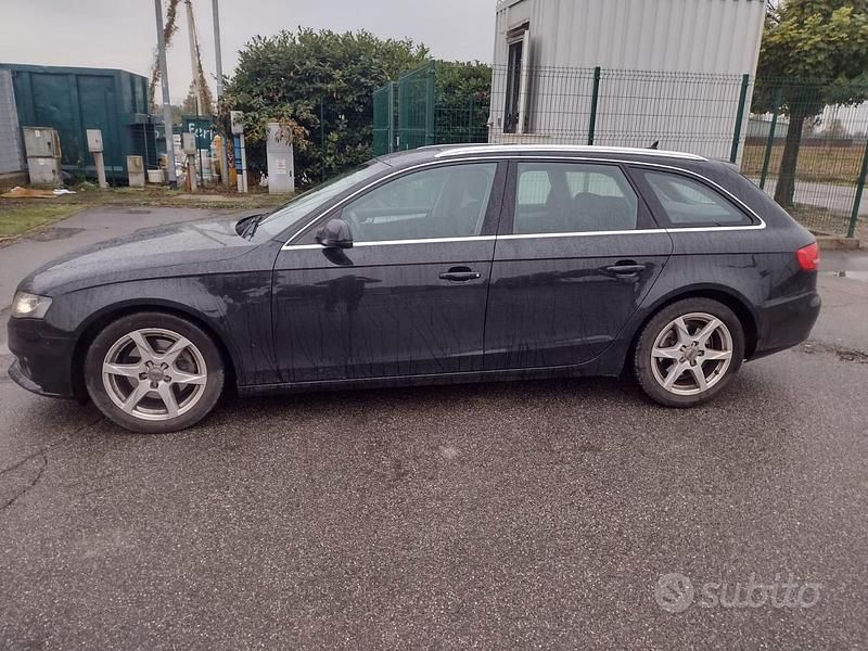 Usata Audi A4 143 CV (105 kW) 2011 Nero Berlina