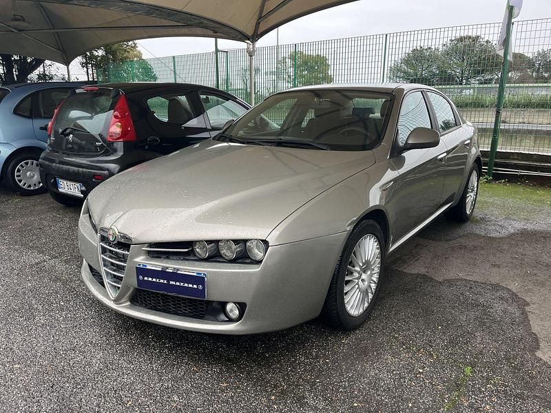 Usata Alfa Romeo 159 185 CV (136 kW) 2006 Grigio