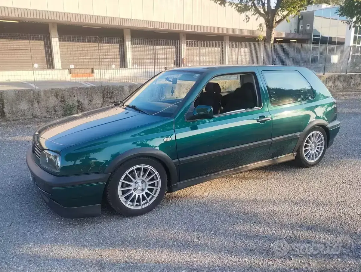 Usata VW Golf III GT 101 CV (74 kW) 1995 Verde Berlina