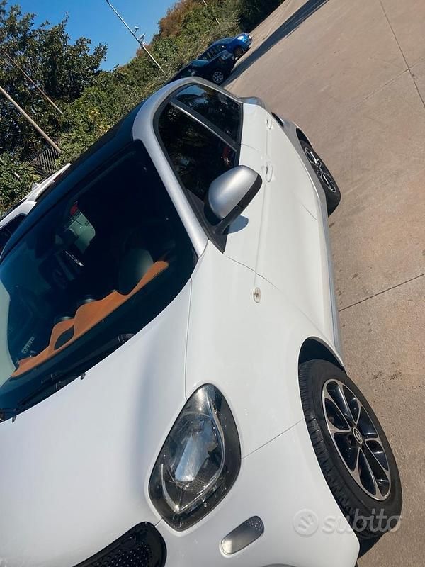 Usata Smart ForFour 2016 Utilitaria