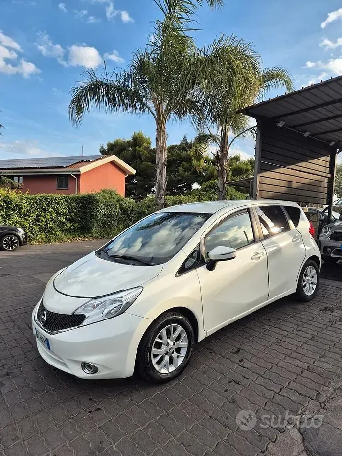 Usata Nissan Note N-TEC 90 CV (66 kW) 2015 Bianco Utilitaria