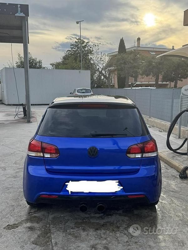 Usata VW Golf VI Trendline 105 CV (77 kW) 2010 Blu Utilitaria