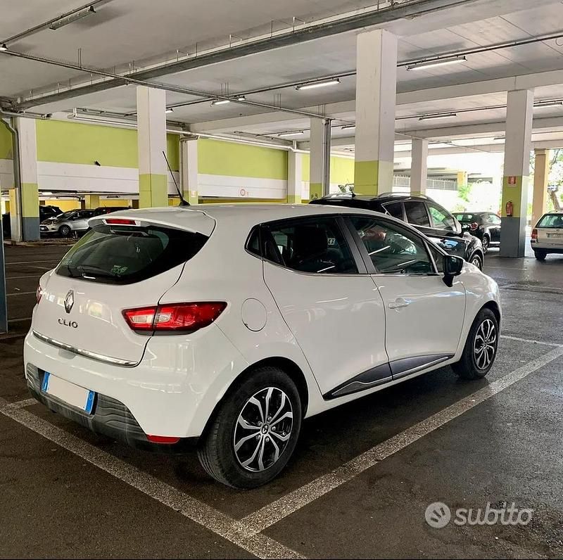 Usata Renault Clio IV 73 CV (53 kW) 2015 Bianco Utilitaria