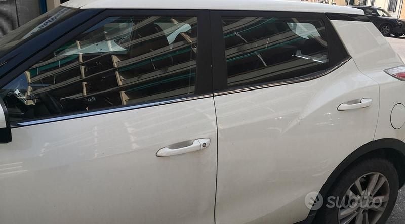 Usata SsangYong Tivoli 128 CV (94 kW) 2016 SUV