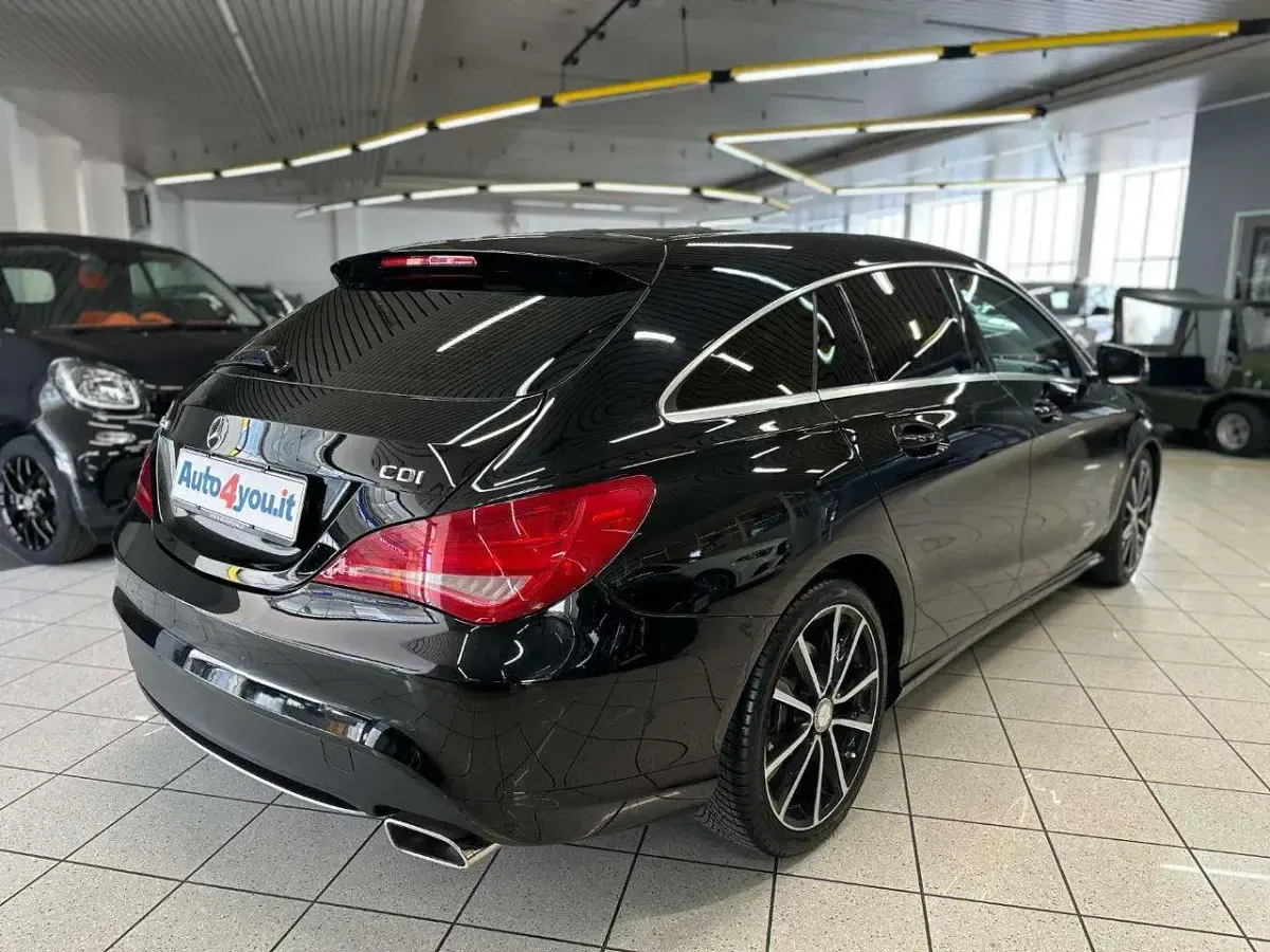 Usata Mercedes CLA220 177 CV (130 kW) 2015 Nero Coupé