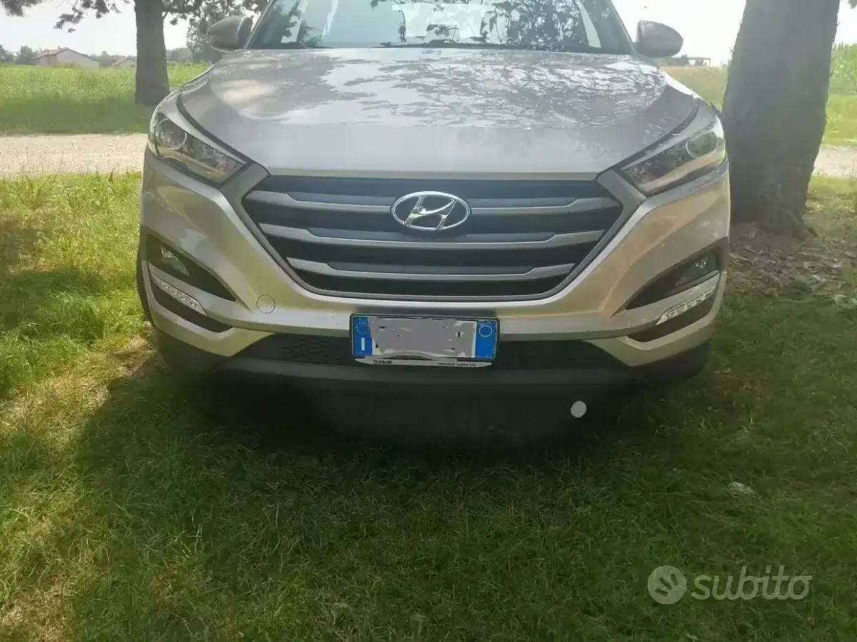 Usata Hyundai Tucson 116 CV (85 kW) 2018 Grigio SUV