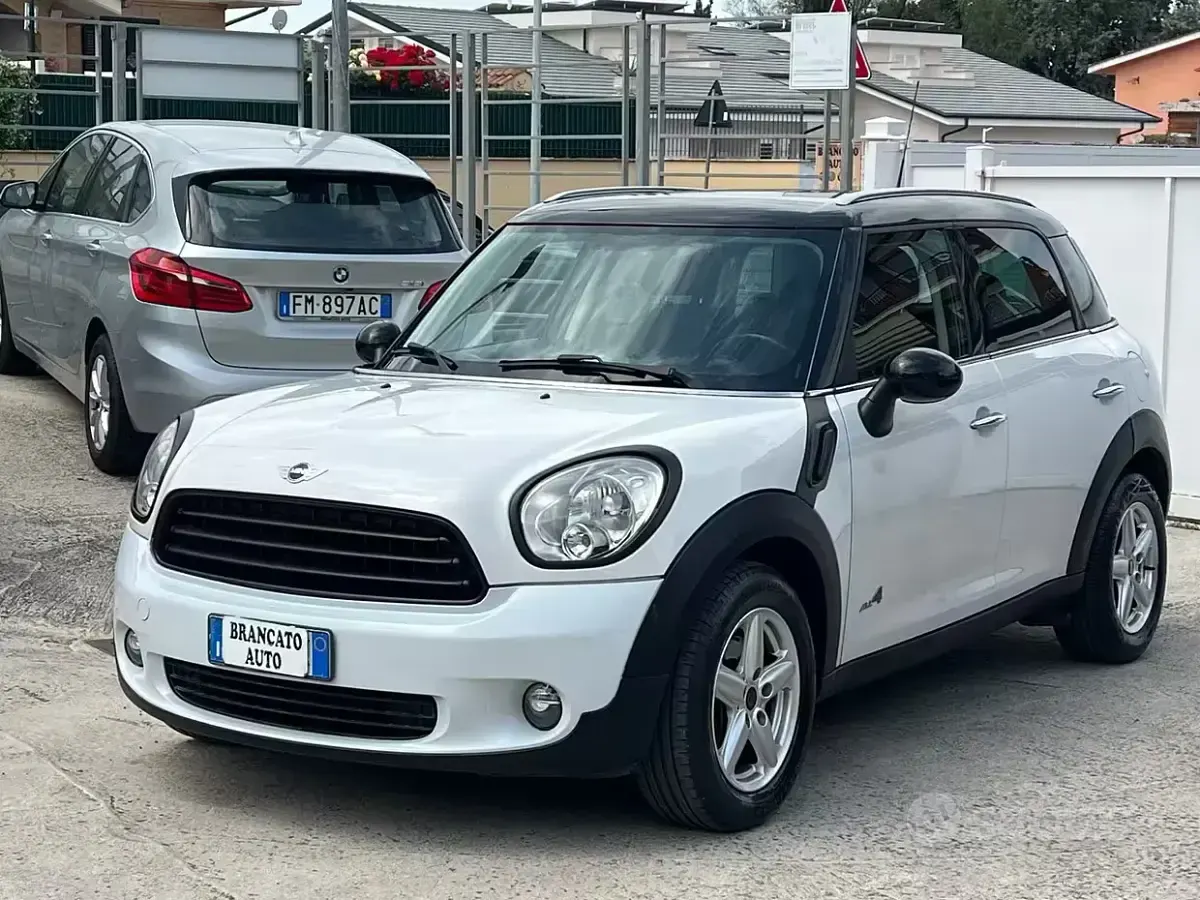 Usata Mini Cooper D Countryman 111 CV (81 kW) 2011 Bianco SUV