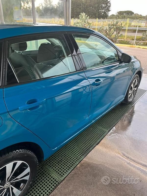 Usata VW Polo 95 CV (69 kW) 2018 Blu Berlina