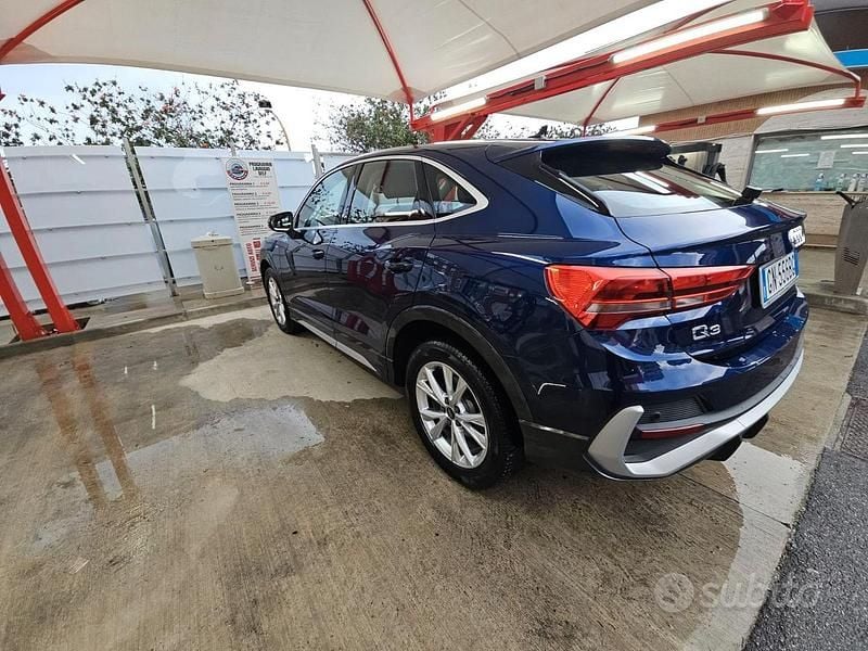 Gebraucht Audi Q3 Sportback S-Line 150 PS (110 kW) 2022 Blau SUV