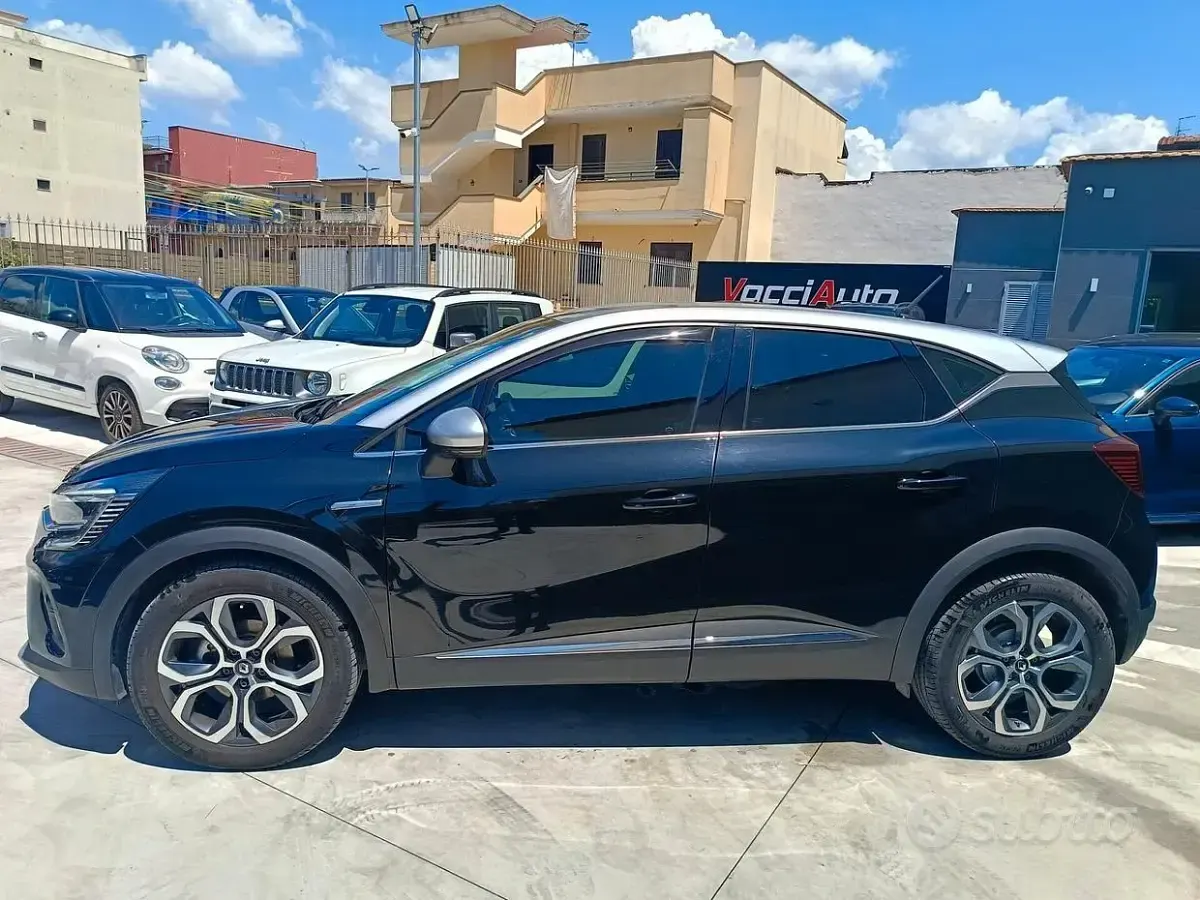 Usata Renault Captur Intens 116 CV (85 kW) 2020 Nero SUV