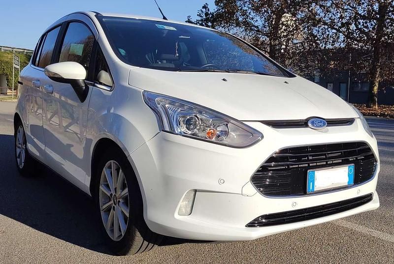 Usata Ford B-MAX Titanium 101 CV (74 kW) 2015 Bianco Monovolume