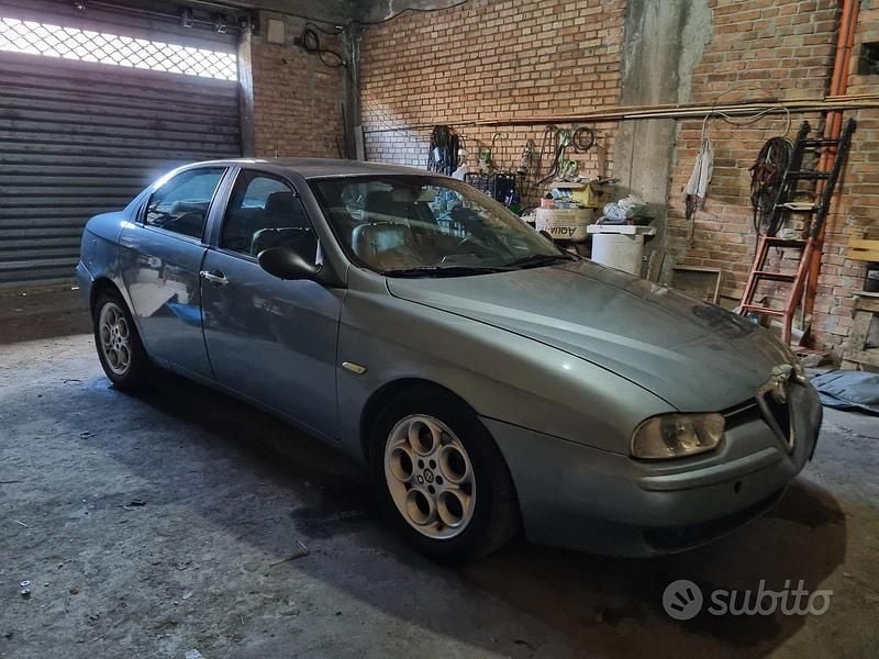 Usata Alfa Romeo 156 116 CV (85 kW) 2001 Berlina
