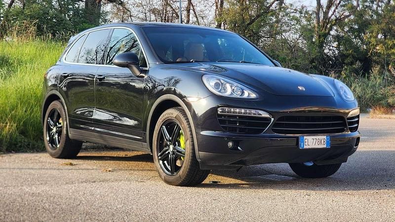 Usata Porsche Cayenne 245 CV (180 kW) 2011 SUV