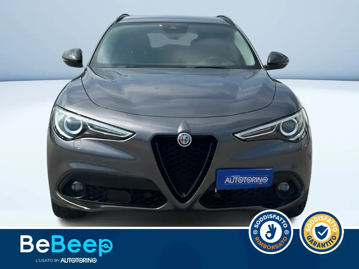 Usata Alfa Romeo Stelvio Tech Edition 210 CV (154 kW) 2019 Bianco pastello SUV