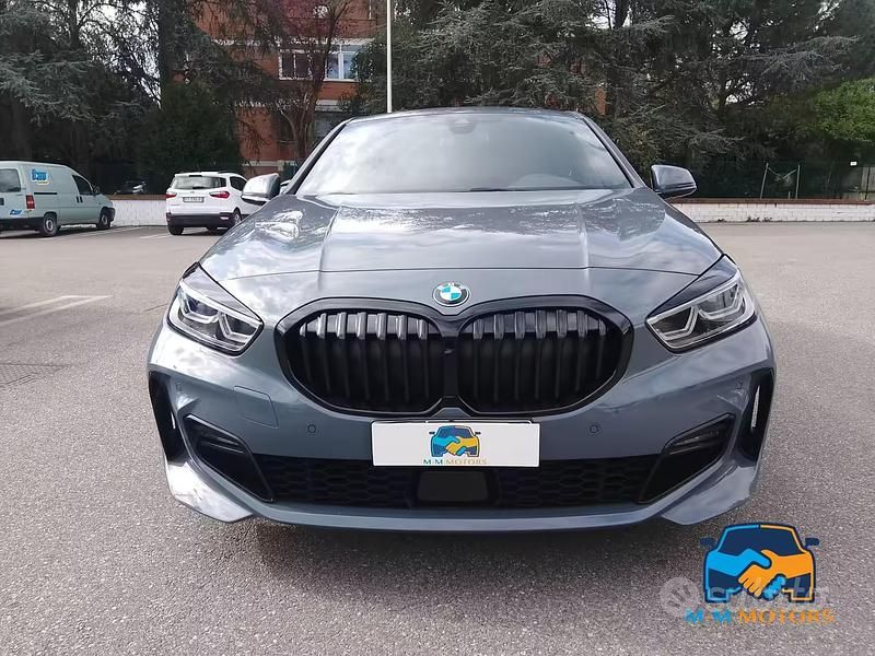 Usata BMW 116 M Sport 116 CV (85 kW) 2021 Grigio Utilitaria